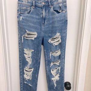 American Eagle mom jeans size 4